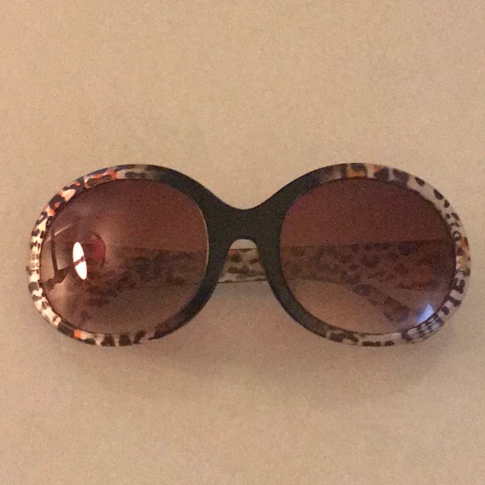 Leopard Shades